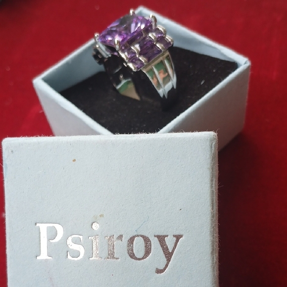 Elegant Purple Gemstone Ring Size 13 - Picture 5 of 6